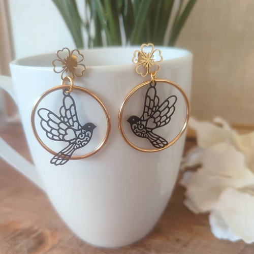 "danse des colombes" boucles d'oreilles colombes noir et or
