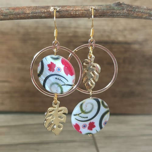 "reflet tropical" boucles d'oreilles asymétriques rouge et noir
