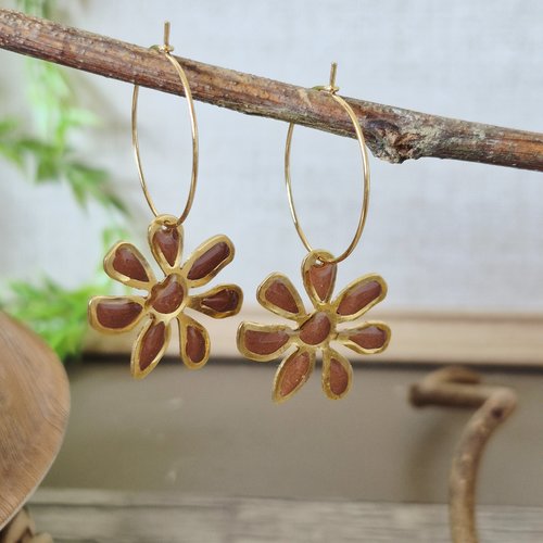 "fleur d'argile " boucles créoles fleur couleur caramel