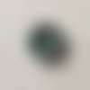 Joli petit bouton "tribu"  marron turquoise  taille:  25 mm 