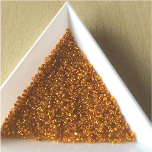 Jolie petite perle "miyuki" micro-bille couleur orange diamanté taille 15 
