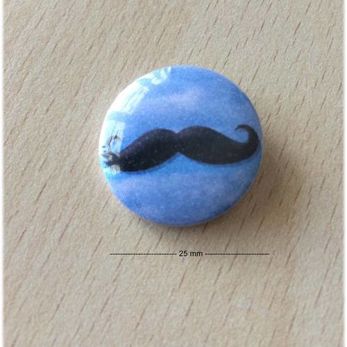Badge 25 mm  "moustache 04" 
