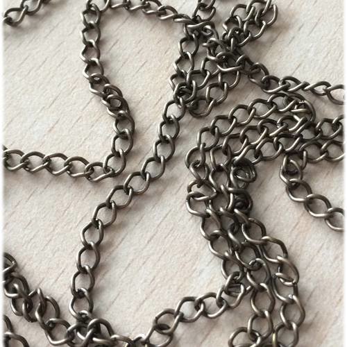 Jolie chaîne vieux bronze  pour bracelets et pendentifs 
