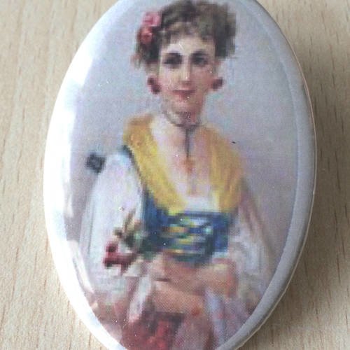 Badge / broche vintage romantique mademoiselle eugénie 