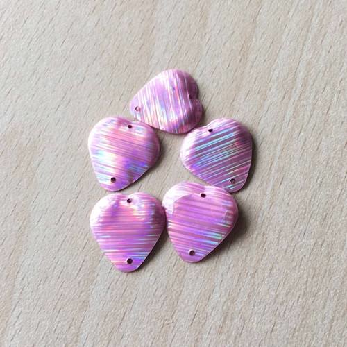 Jolie paillette en forme de coeur rose arc en ciel 17 mm 