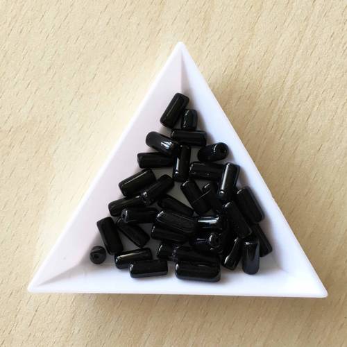 Petite perle / tube noir 10 mm 