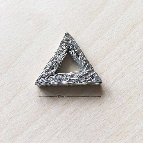 Breloque charms en fil de fer triangle argenté 