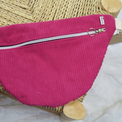 Sac banane en velours côtelé - coloris fushia