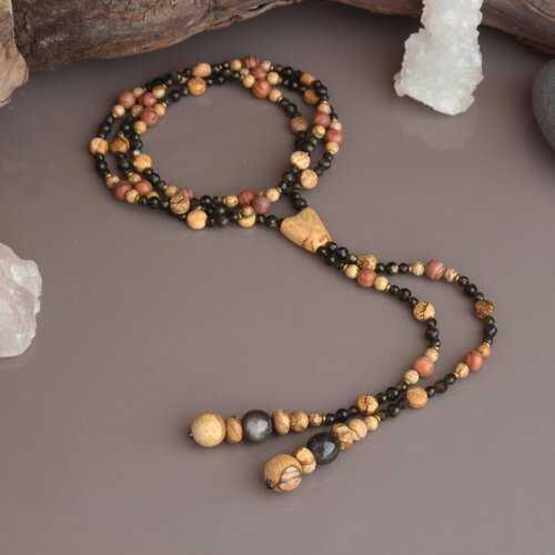 Sautoir en bois précieux et perles naturelles – bijou unique fait main
