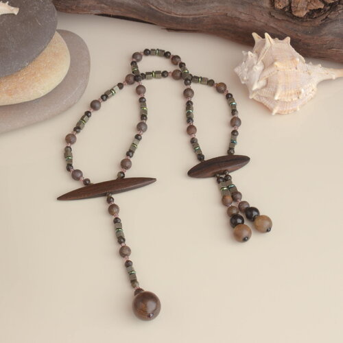 Collier en bois de ziricote sculpté et perles de bronzite – bijou artisanal en bois sculpté