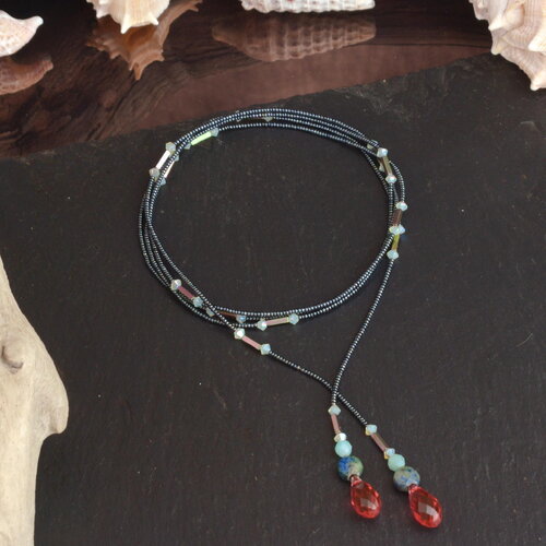 Collier lariat oriental en cristal & lapis lazuli
