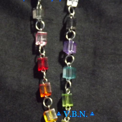 Bracelet chaine et apprets inoxydable avec perles multicolore cube de 8mm