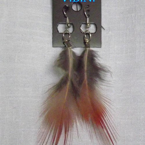 Boucles d'oreilles unique en veritable plumes trés rouges naturelles faisan doré 
