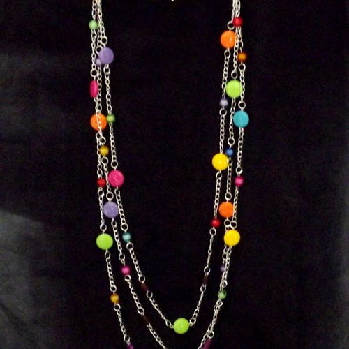 Collier aux 10 possibilités avec perles acrylique smarties et perles entroises 8mm