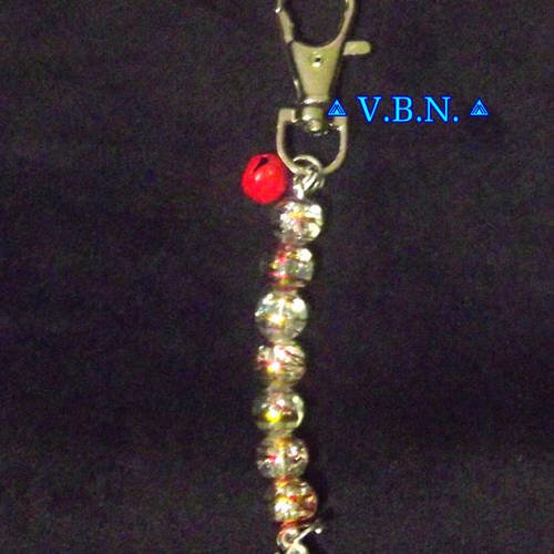 Charms bijoux de sac métal argente avec perles verre filigranée rouge et or de 8 mm 