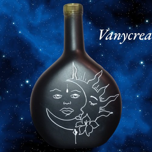Bouteille en verre peinte main bouteille décorative peinte unique vase carafe quand le soleil à rdv avec la lune