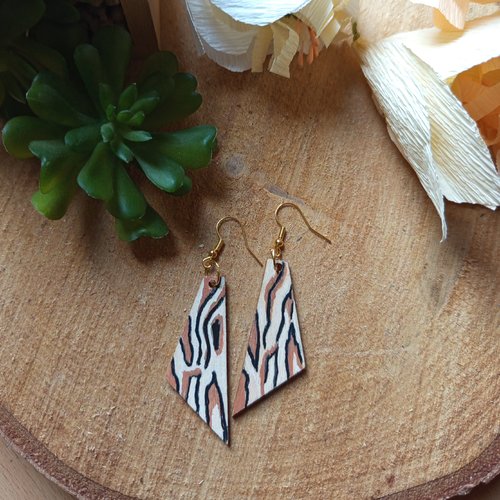 Boucles d’oreilles uniques léopard pendantes en bois peintes à la main motif léopard bijoux boucles d'oreilles en bois, cadeau unique