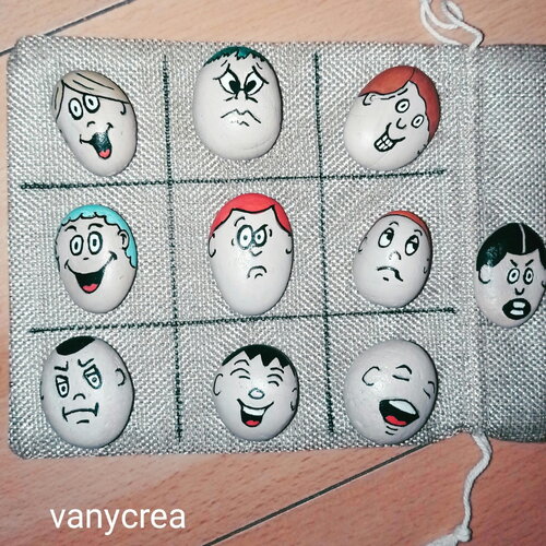 Jeu de morpion cadeau jeu enfant galet peint jeux enfant adulte morpion tic tac toe rigolos contre grincheux galet