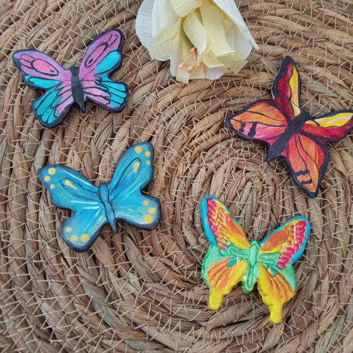 Broche papillon faite main, cadeau pour maman, broche papillon peinte unique, broche artisanale, cadeau femme, épingle fantaisie, bij