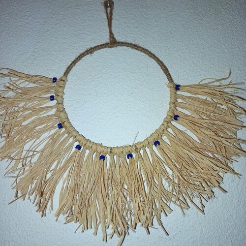 Décoration murale en raphia déco murale bohème demi cercle raphia perles bleues corde de jute chic naturelle ethnique déco nature