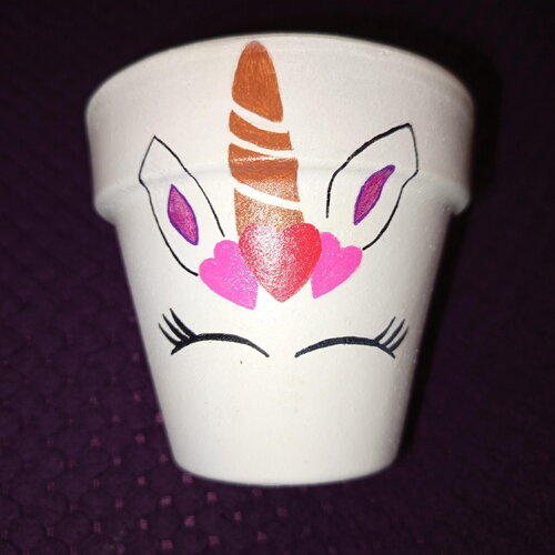 Pot de fleur terre cuite peint à la main licorne pot de plante décoration jardin ou pot d'intérieur pot en argile cadeau enfant