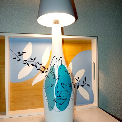 Bouteille lumineuse en verre peinte à la main bouteille lampe veilleuse led décoration de table cadeau maman  anniversaire lampe de table