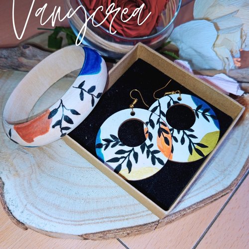 Bracelet et boucles d'oreilles roses créoles fleurs peintes à la main, bijoux en bois bohème boucles d'oreilles en bois bohème