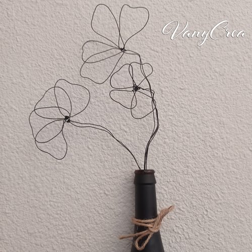 Bouquet fleurs en fil de fer fin noir, 3 coquelicots idée cadeau invité mariage idée déco bohème décoration florale