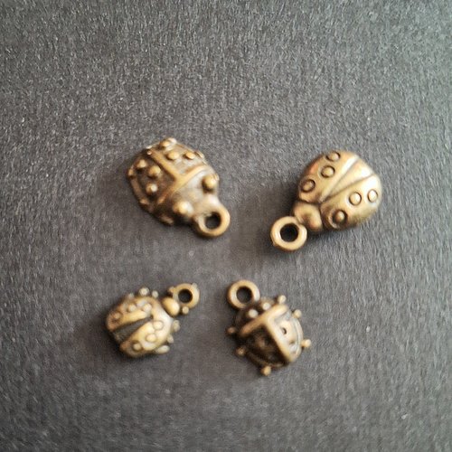 Breloques coccinelles en métal bronze