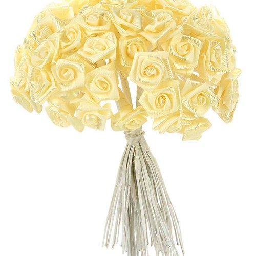 48 petites roses ivoire. décoration de mariage