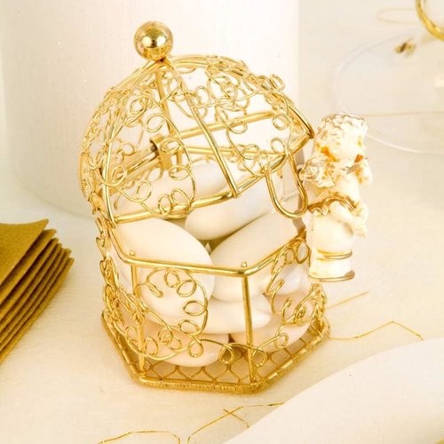 Mini cage à oiseaux doré pour décoration.