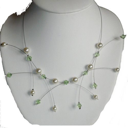Collier étincelle ivoire et vert n°2. collier mariage.