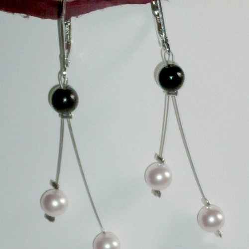 Boucles d'oreilles étincelle rose et noir. bijoux mariage en cristal de swarovski.