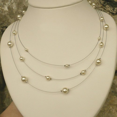 Collier 3 rangs ivoire. collier mariage.