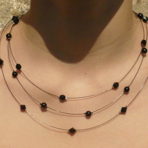 Collier 3 rangs noir. collier mariage.