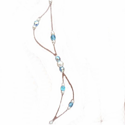 Bijoux de dos petit papillon n°2 ivoire et turquoise