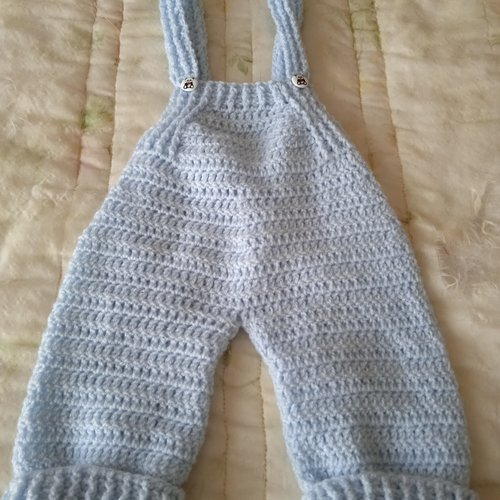 Salopette et gilet au crochet