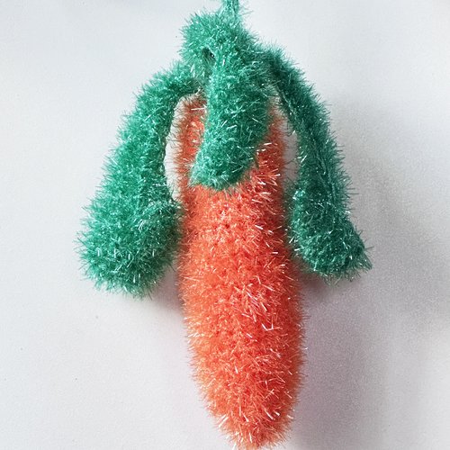 Tawashi, éponge écologique carotte