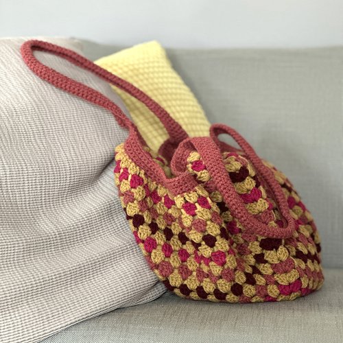 Sac à main en carré granny olivenite