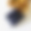 Cabochon en sodalite 25 mm x 33 mm, violet, blanc, marron, qualité, pierre semi-précieuse
