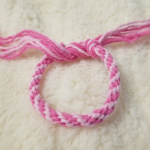 Bracelet kumihimo rose : 12 cm
