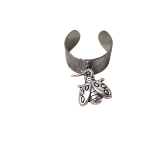 Bague femme réglable avec breloque coccinelle