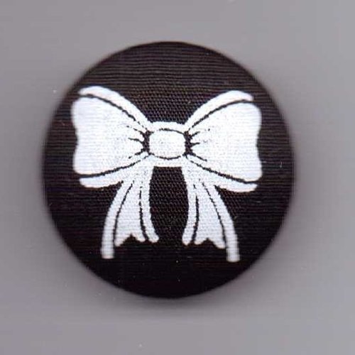 1 BOUTON**RECOUVERT DE TISSU*** ****32mm****