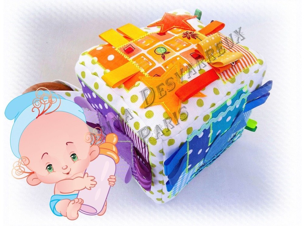 Livre sensoriel bébé , Livre à toucher bébé , Livre tactile , Livre tissu  bébé 0-18 mois , Cadeau naissance , Coffret naissance -  France
