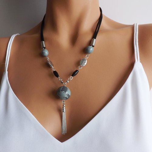 Collier femme tendance et original en perles artisanales