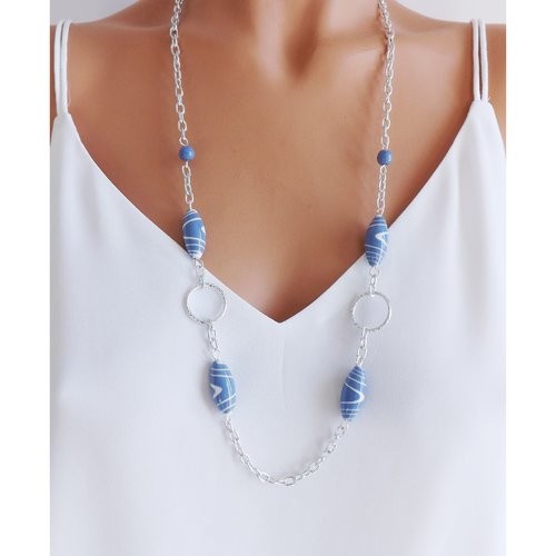 Sautoir élégant aux perles fabriquées de manière artisanales, collier long pour femme