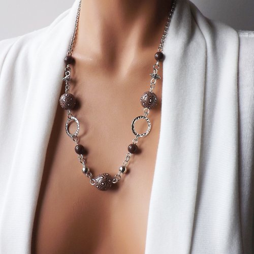 Collier femme marron en perles artisanales