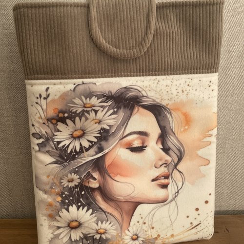 Housse livre ou liseuse femme