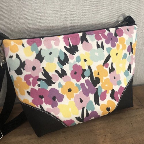 Sac bandoulière  fleuri violet et noir