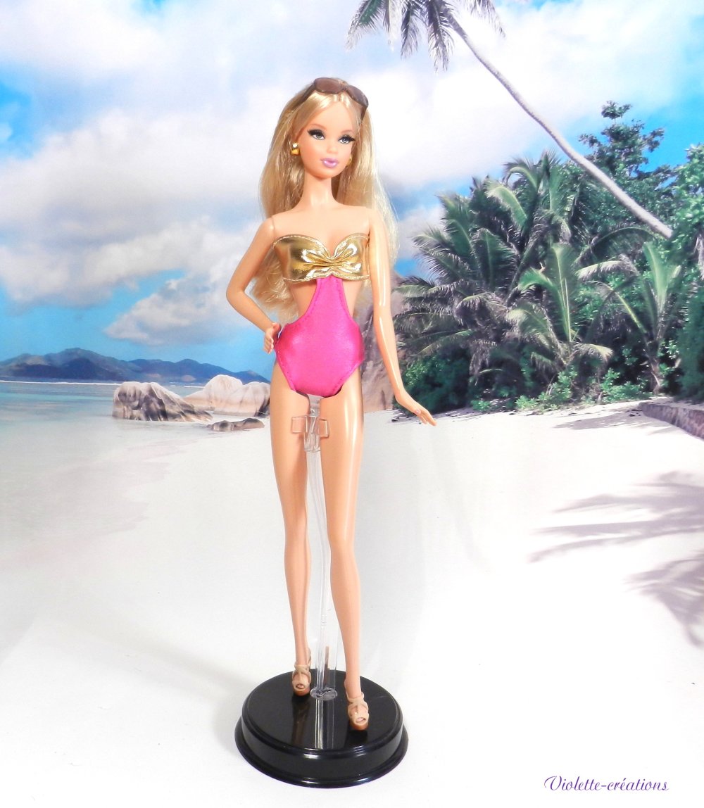 barbie a la plage